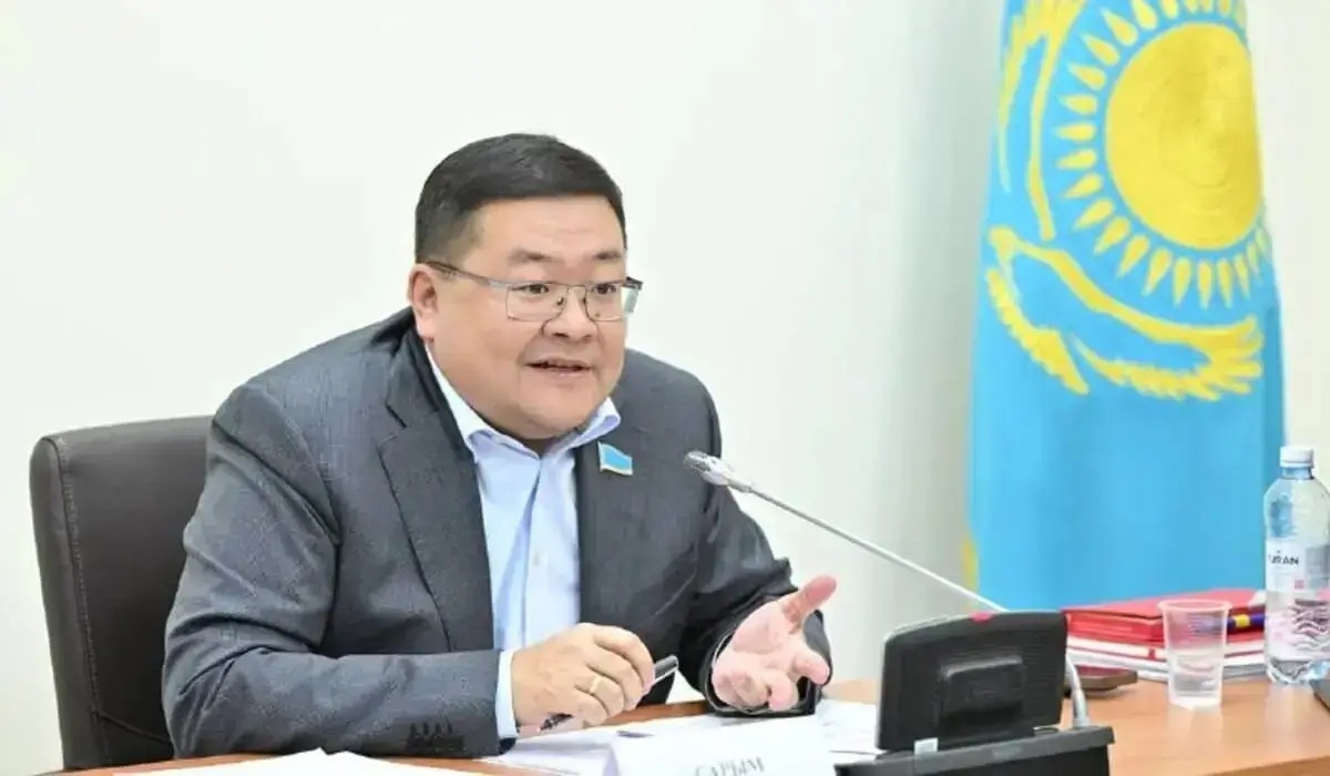 Тұтқындар туралы порно Орыс отбасымен секс видео