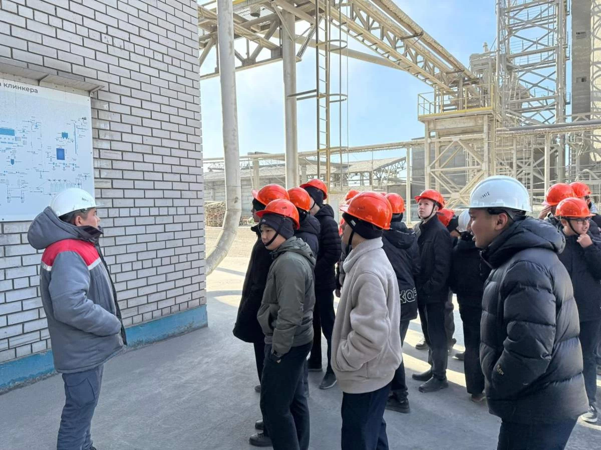 Жұмысшы мамандықтар жылы: Абай облысы жастары цемент зауытының жұмысымен танысты