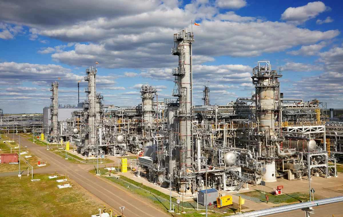 Орынбор газ өңдеу зауытына жасалған дрон шабуылынан кейін Қарашығанақ кен орныны өндірісін азайтуға мәжбүр болды