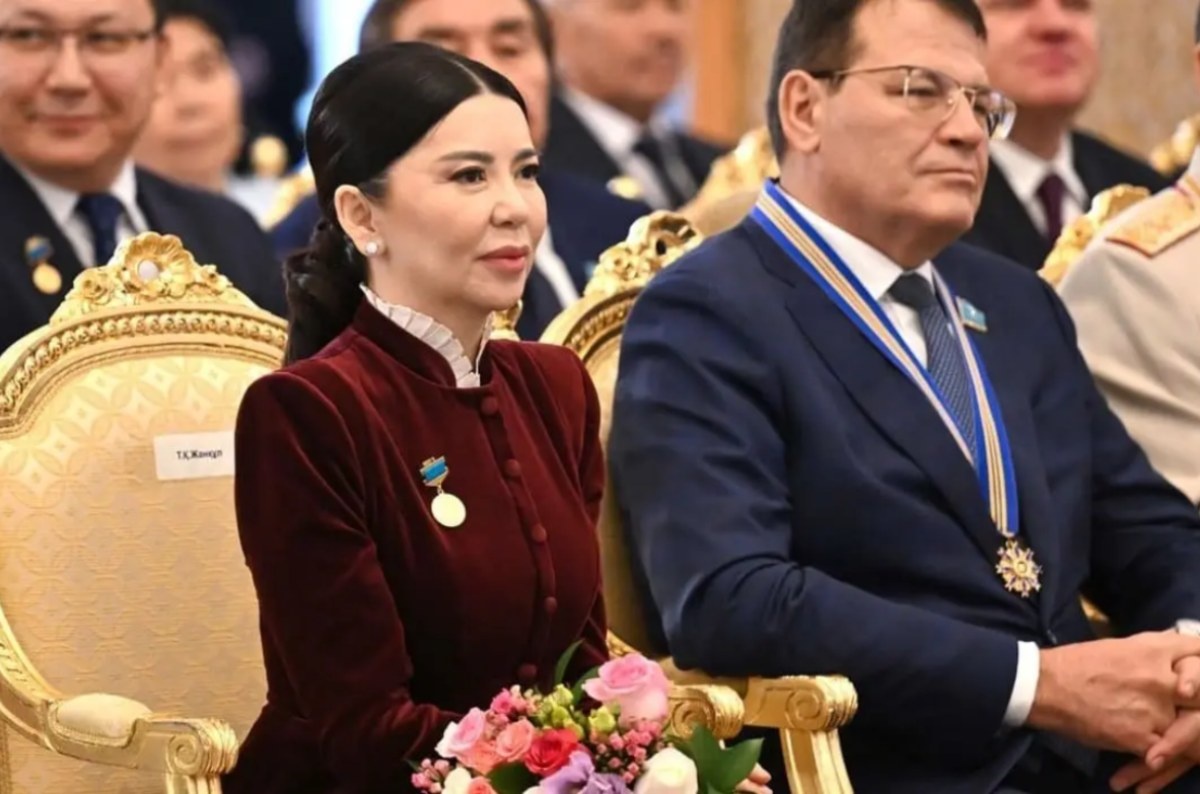 Мен қазір сыққыш алғым келеді