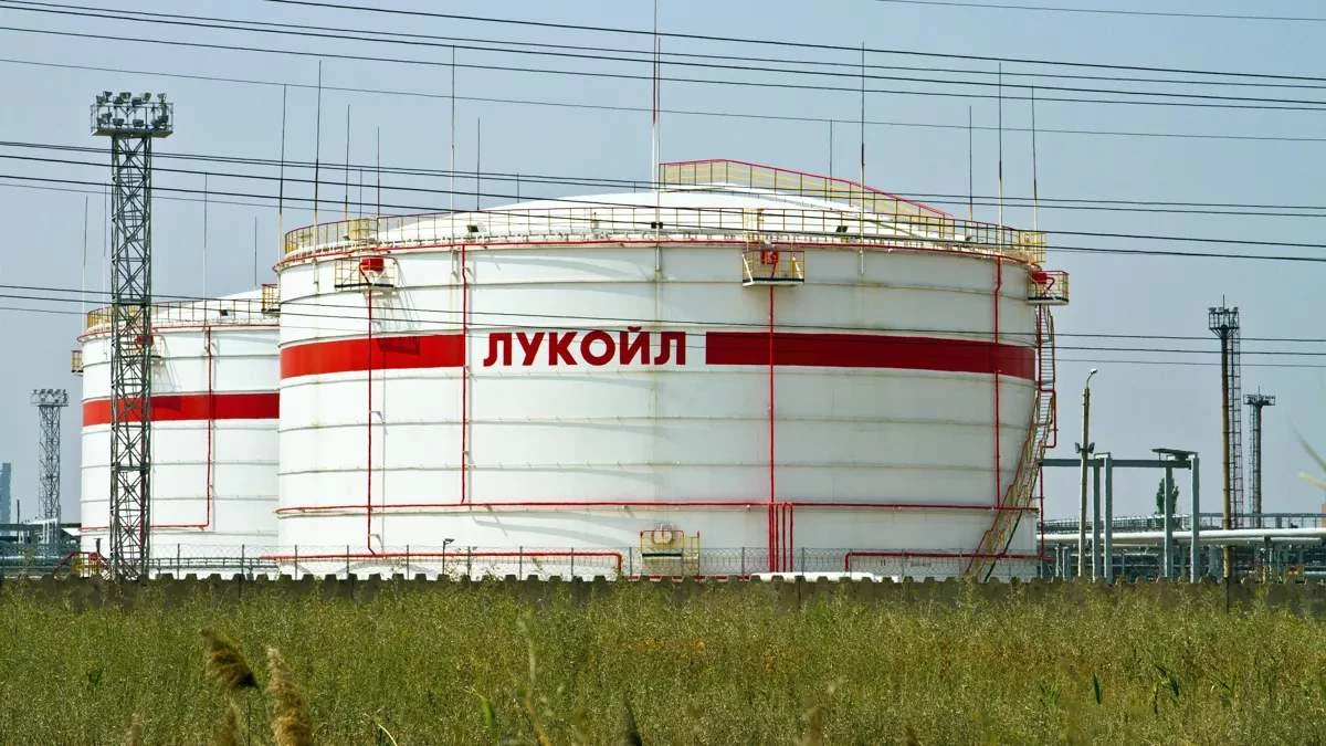 лукойл