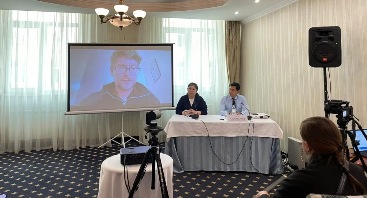 адвокат Абзал Қасымжанов