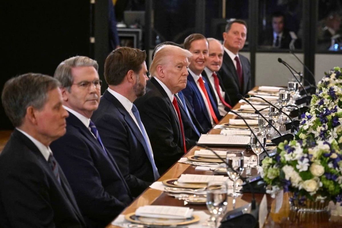 Трамп Қазақстанға келеді