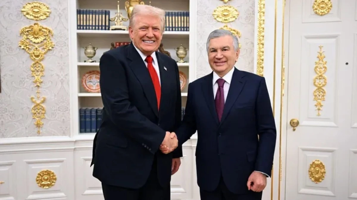 Трамп Өзбекстан президенті Шавката Мирзиеевпен 100 миллиард долларға келісім жасады