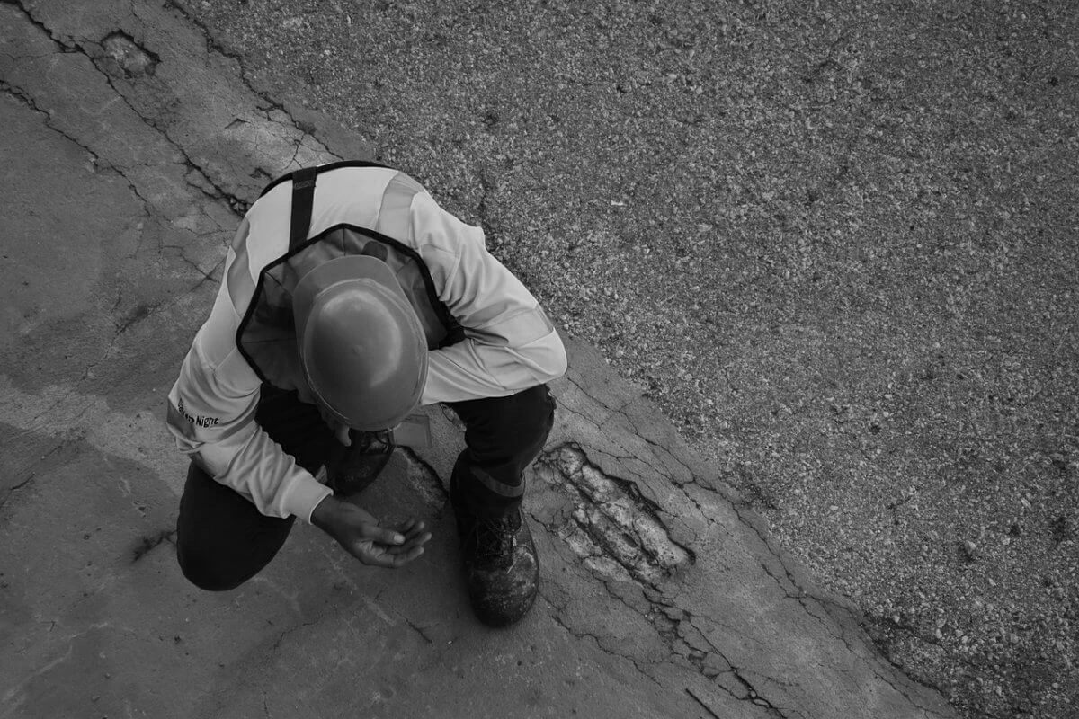 ғимарат қирады