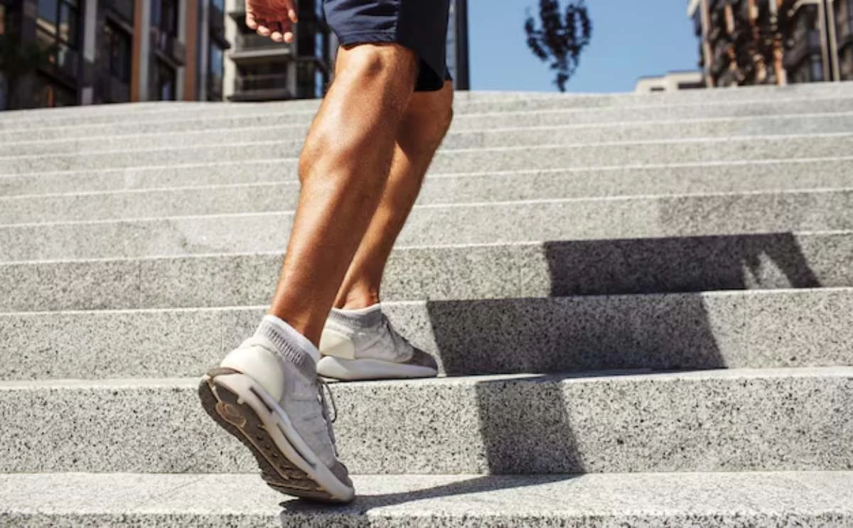 Қытайда қызметкер денсаулығына байланысты демалыс кезінде 16 мың қадам жүргені үшін жұмыстан шығарылды