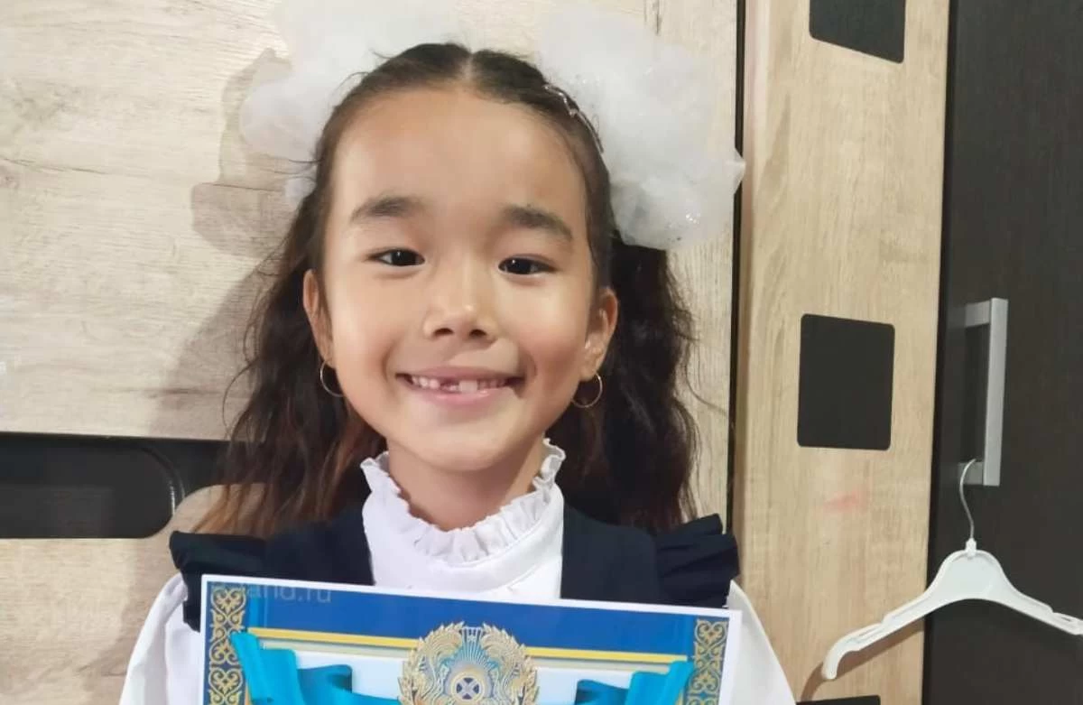 Ақтөбеде құдыққа түскен қызды құтқару кезінде қаза тапқан спортшының отбасына үй берілді