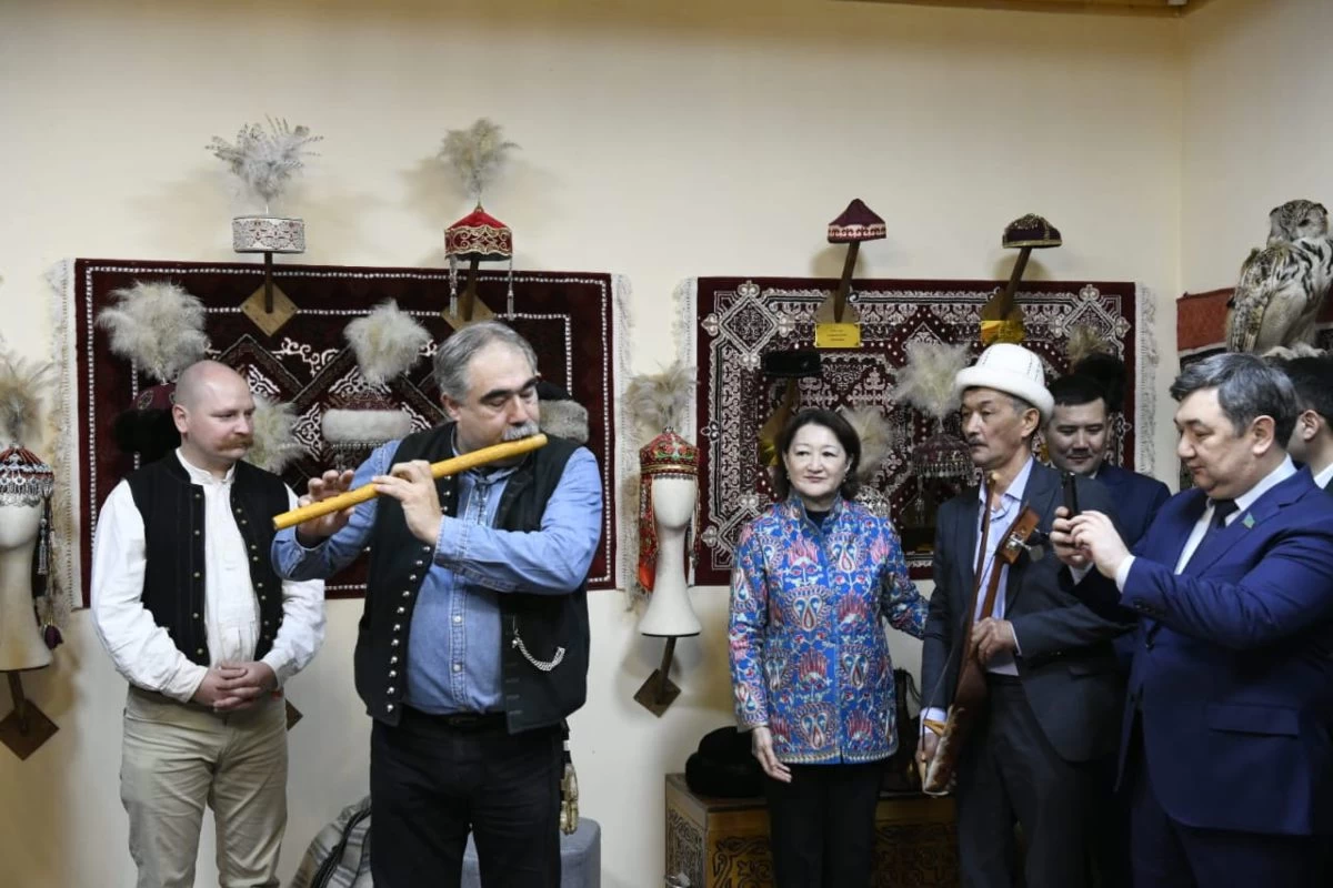 «Өнер» музейіндегі шеберлік сабақтары