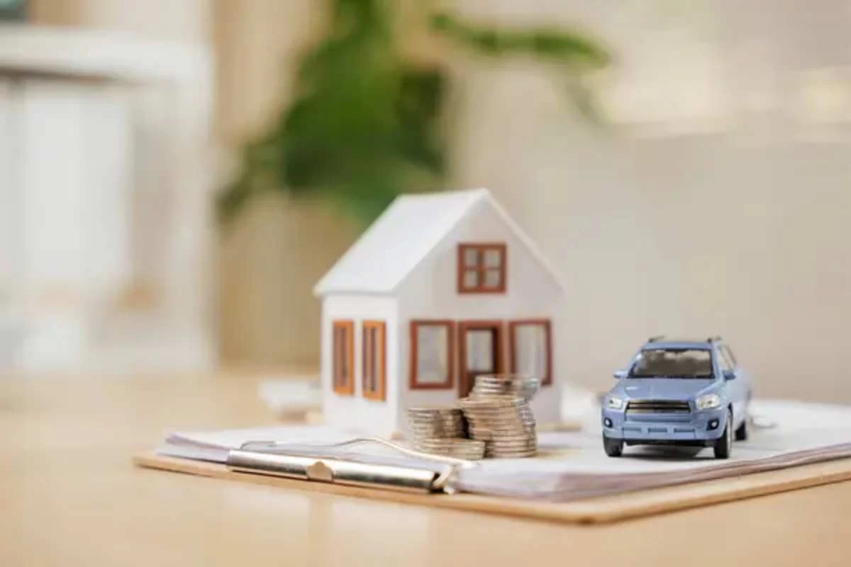 Қазақстанда енді көлік пен пәтер сатып алу кезінде мүлік қайта тіркелгенге дейін ақша бұғатталады