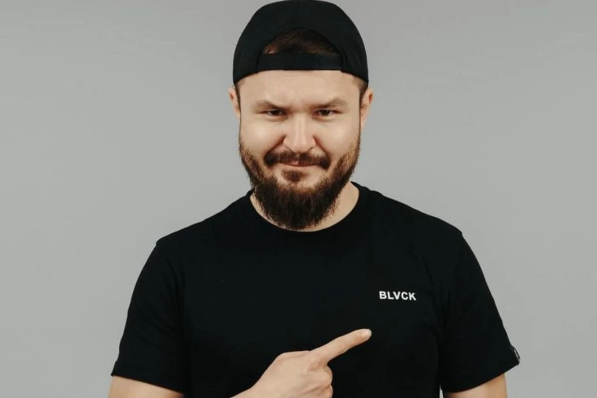 Әлібек Жұмабаев әзілдегені үшін қамауға алынды