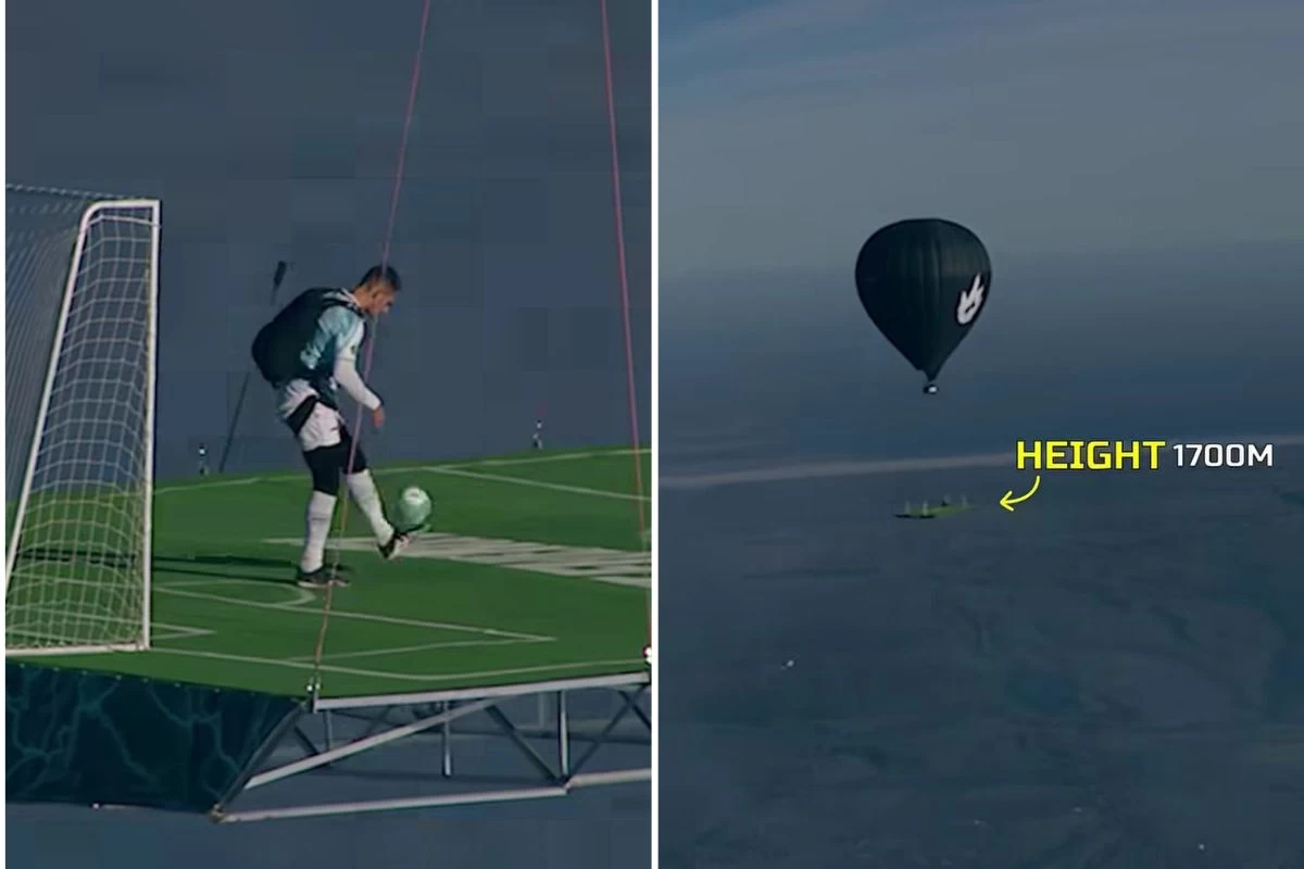 Михаил Литвин 1800 м биікте футбол ойнады