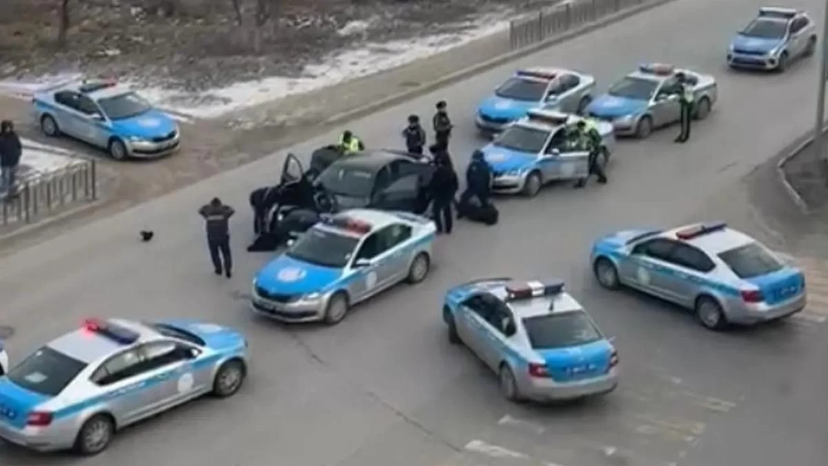 полиция көліктері