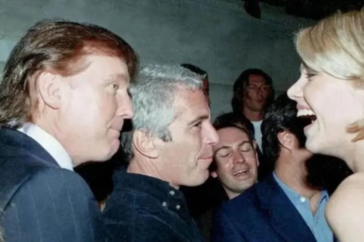 Дональд Трамп пен Эпштейн