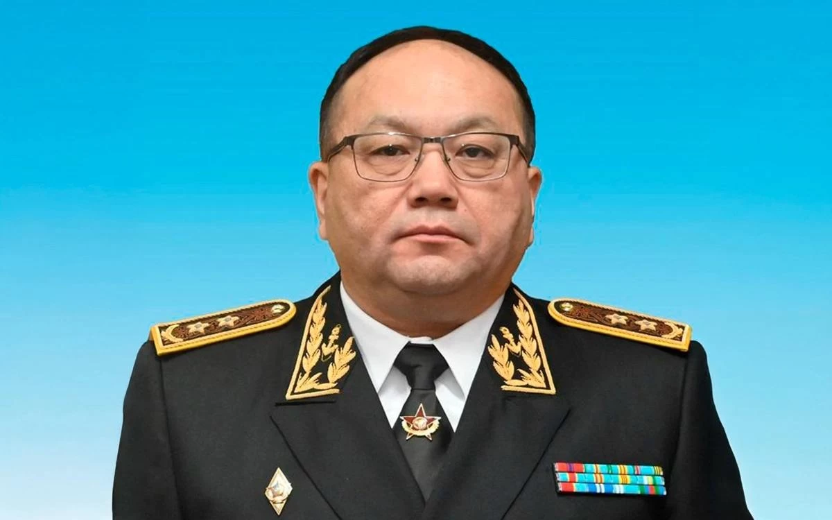Қорғаныс министрінің орынбасары Серік Борамбаев қызметінен босатылды
