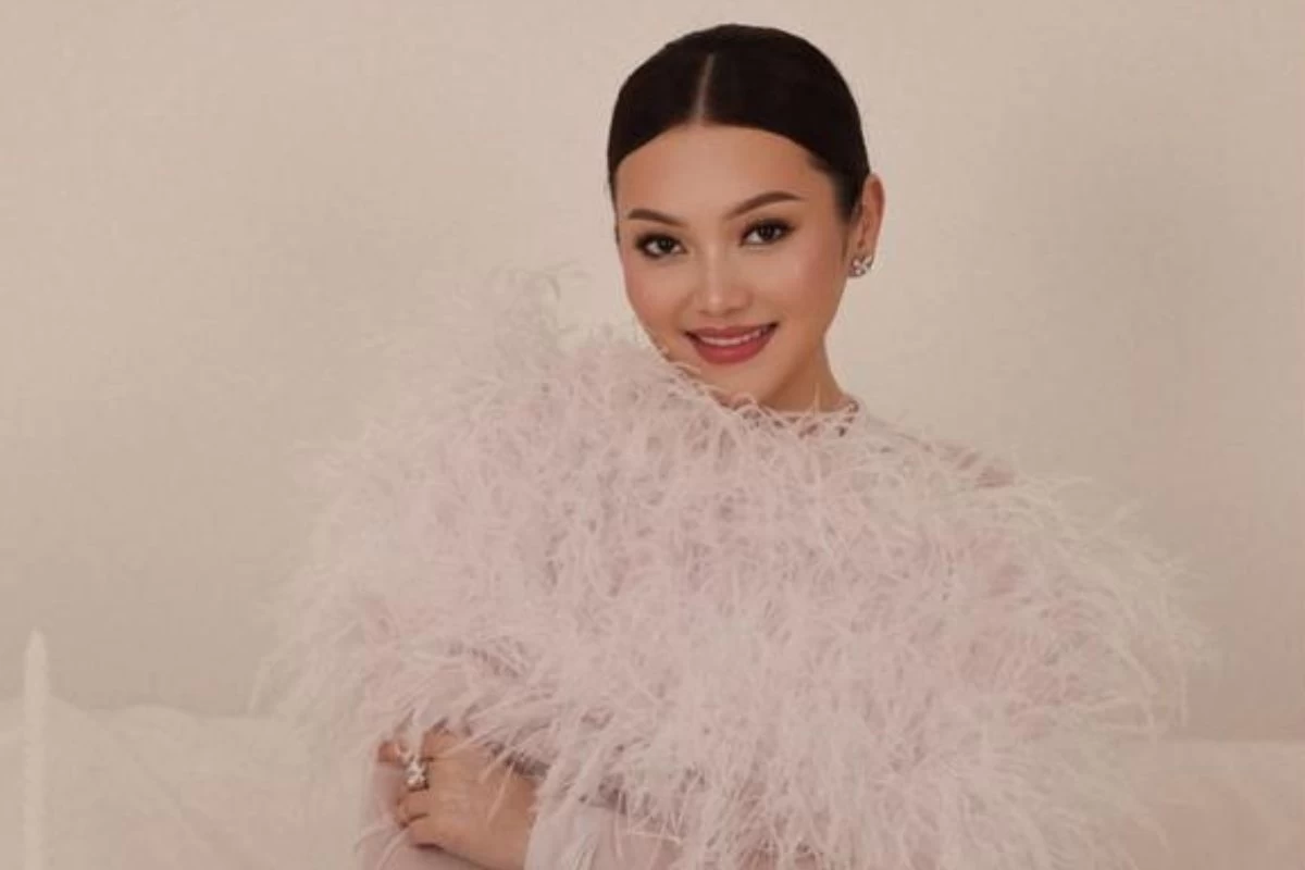  Ерке Есмахан жаңажылдық гонорар