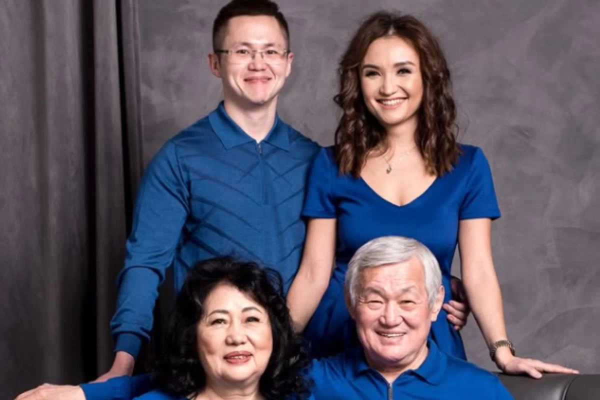 Бердібек Сапарбаевтың келіні Адель Сапарбаева