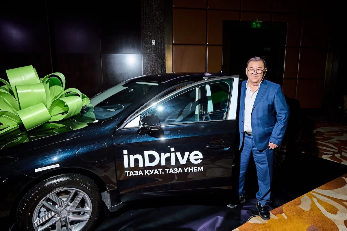 Алматылық зейнеткер inDrive компаниясынан электрмобиль ұтып алды