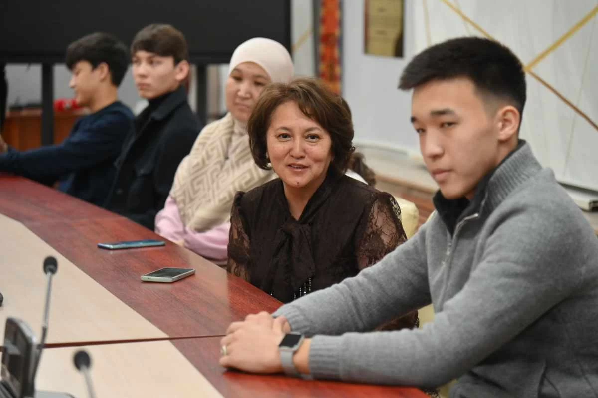 Шымкентте білім алып жатқан маңғыстаулық студенттермен кездесу өтті