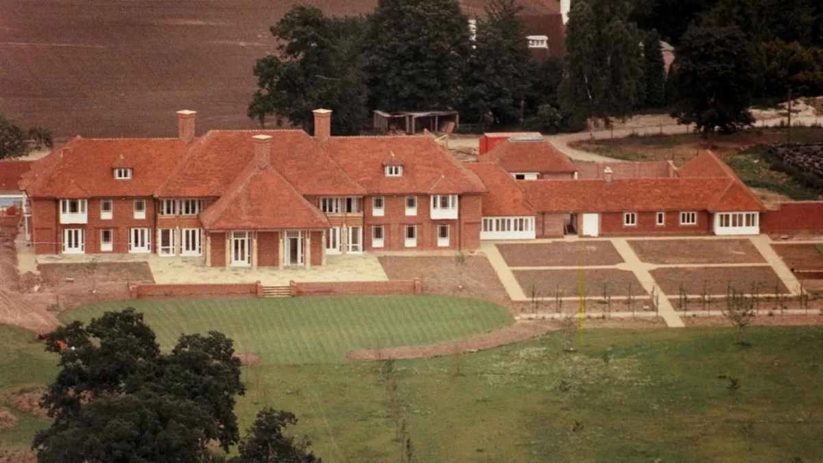 Құлыбаевтың сарайы