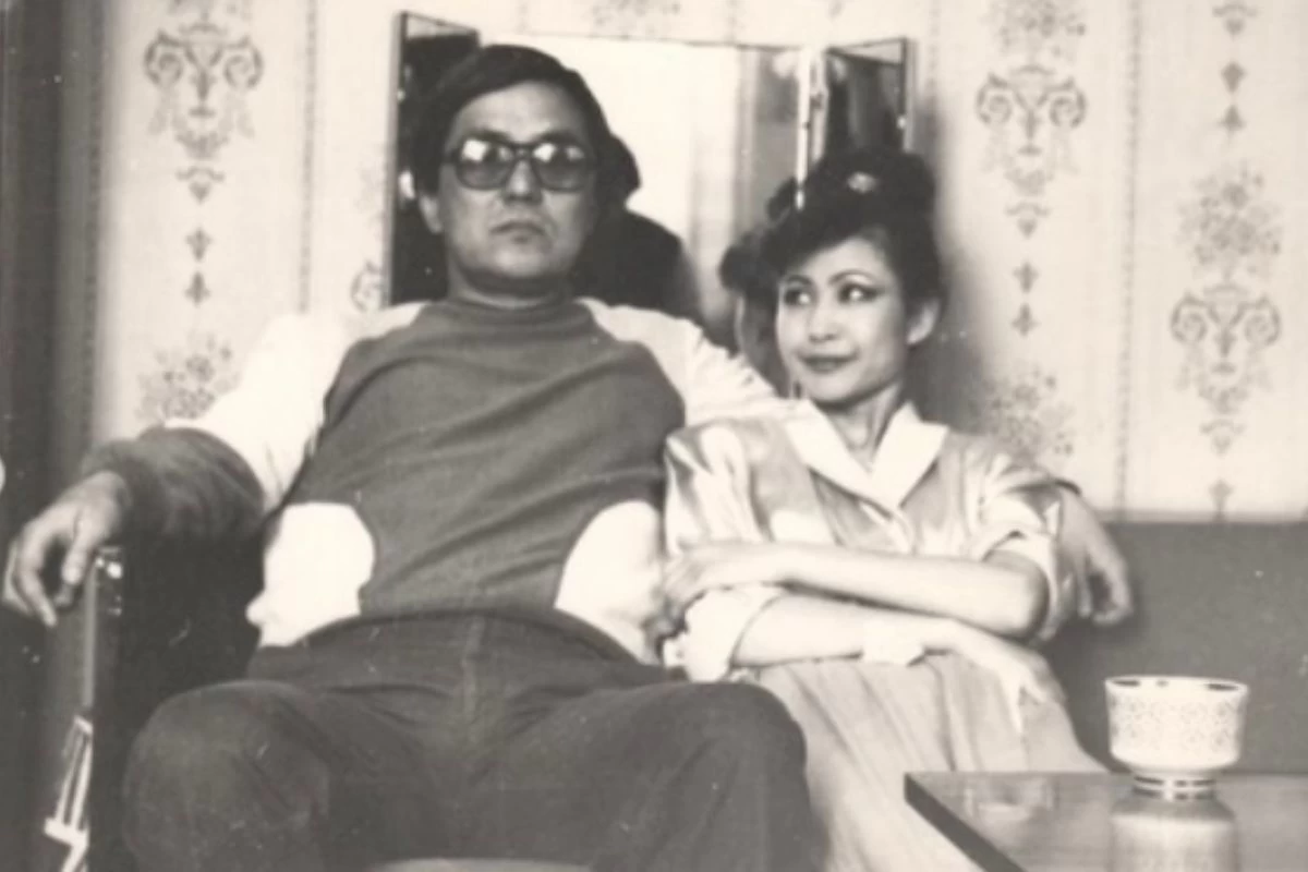 Роза Рымбаева естелік суреттерін бөлісті