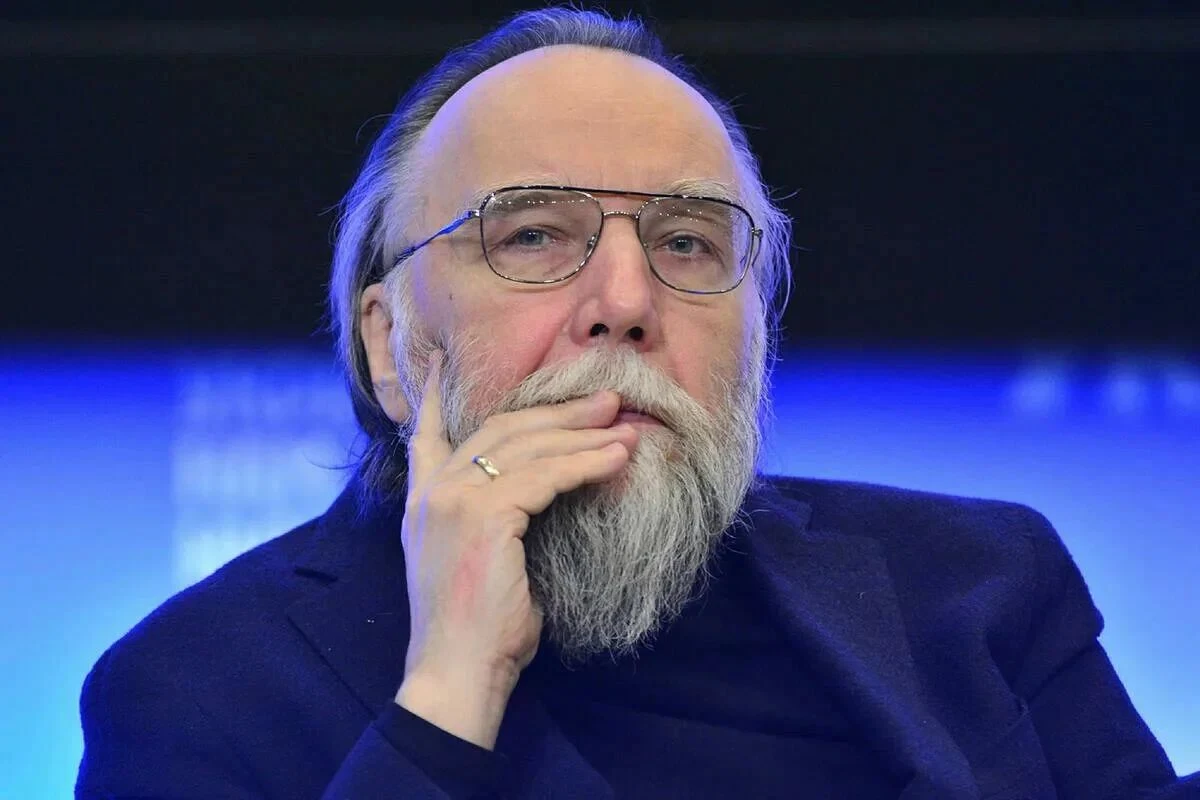 Александр Дугин