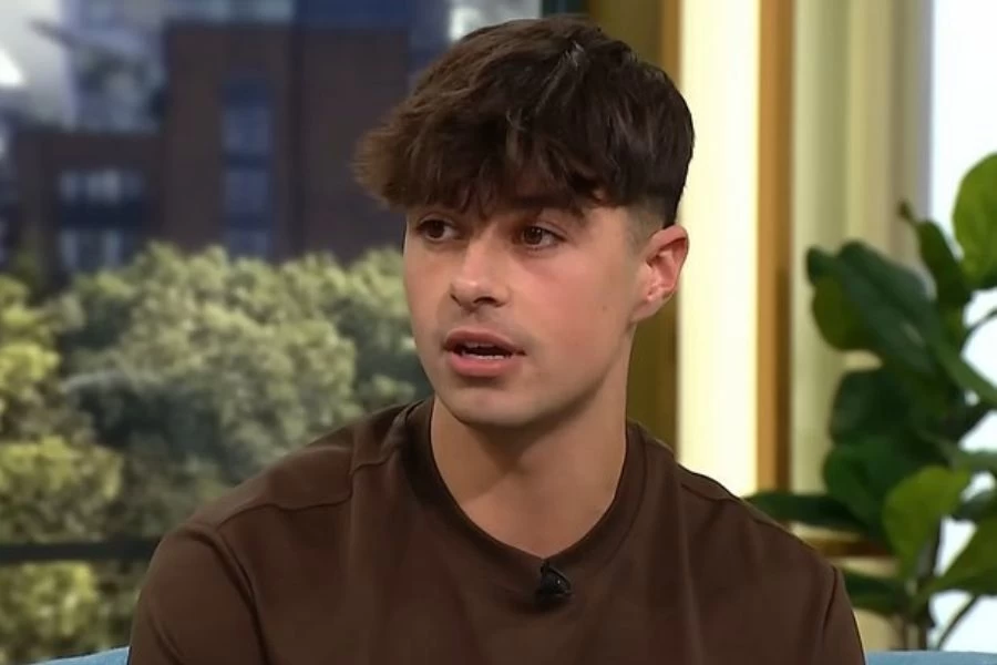 Зак Блэкман лас шұлық сатып, байып кетті