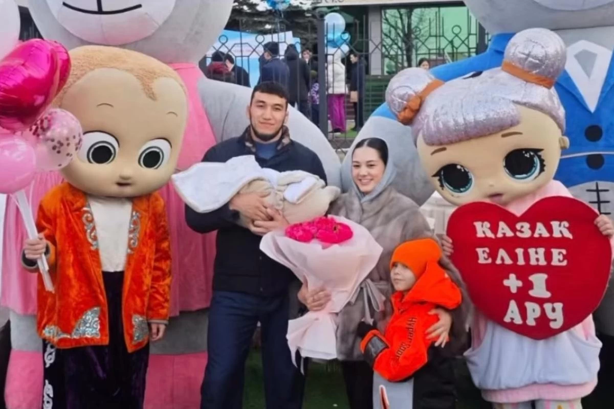 Ризабек Айтмұқан әке атанды