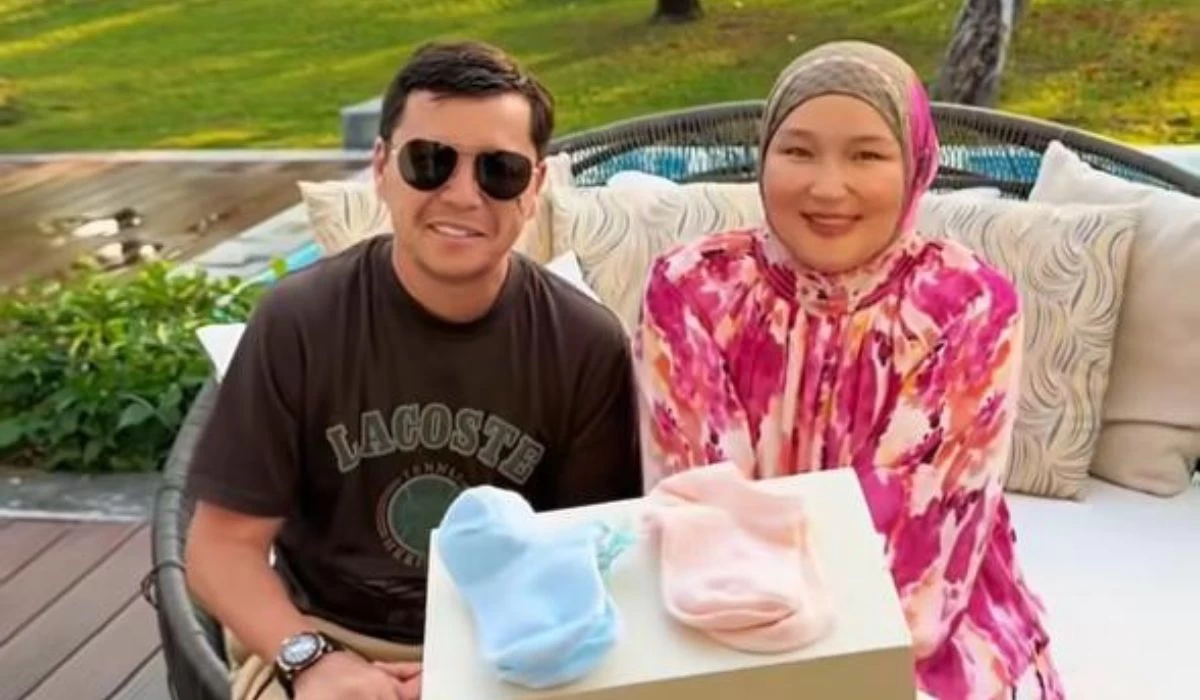 Абай Бегей мен жары Фариза болашақ сәбиінің жынысын анықтады