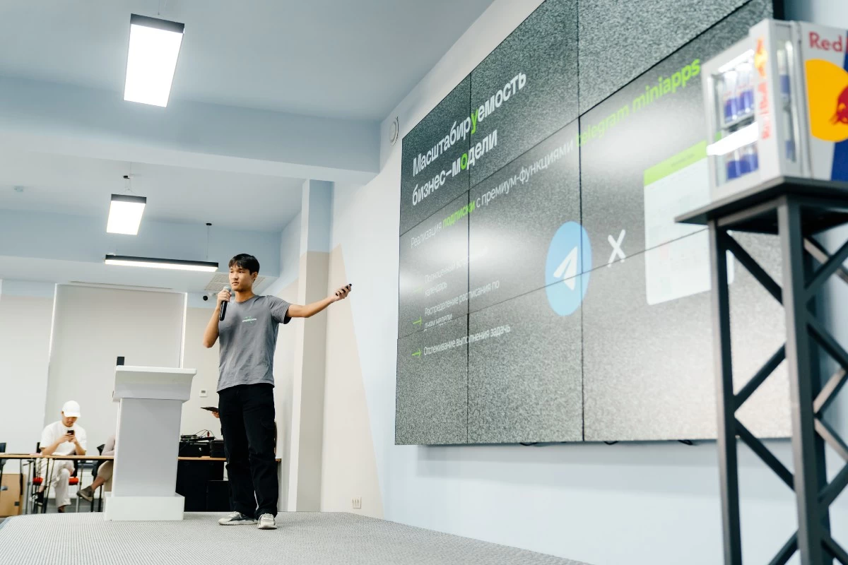 Идеяны жүзеге асыруға $100 000: қазақстандық студенттер Red Bull Basement-пен бірге Кремний алқабына аттанады