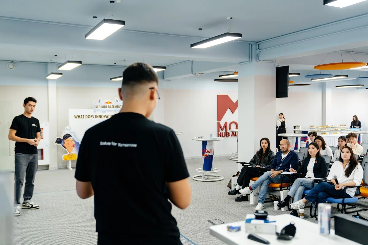 Идеяны жүзеге асыруға $100 000: қазақстандық студенттер Red Bull Basement-пен бірге Кремний алқабына аттанады