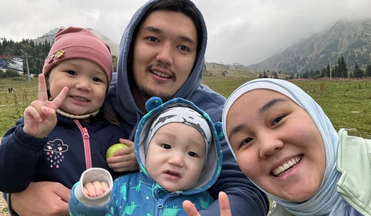 Гауһар Әубәкірова отбасымен