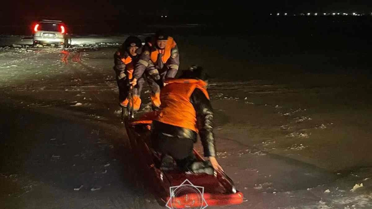 мұзға құлап кетті