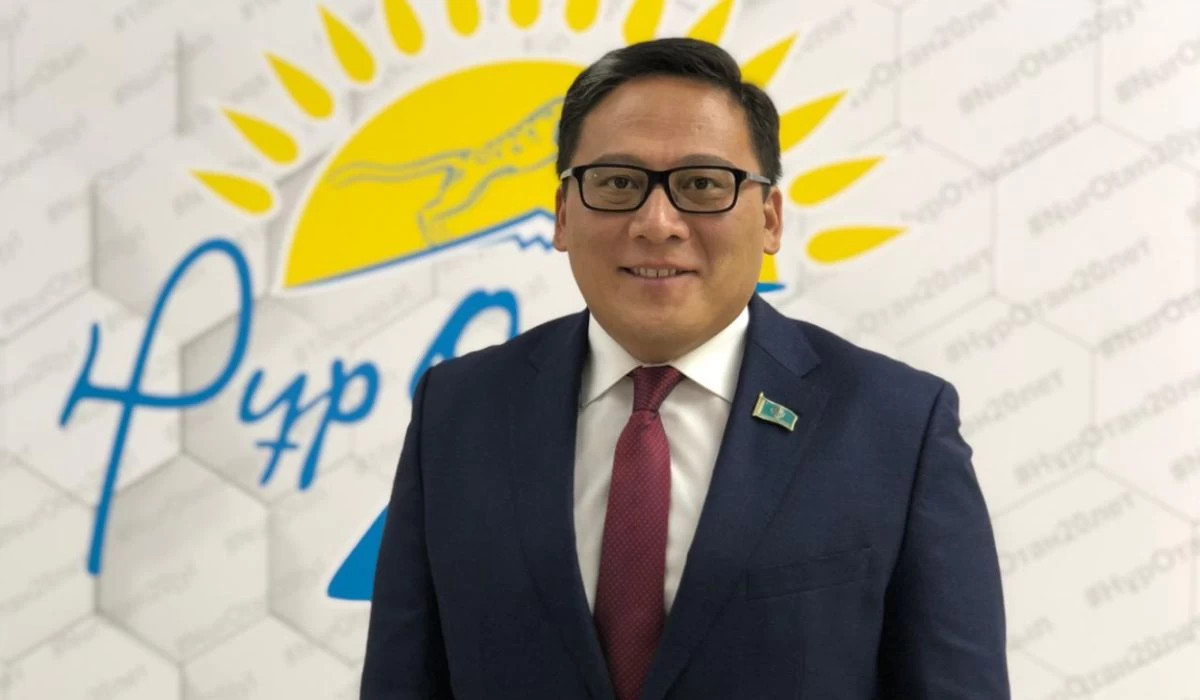 Дамир Шыныбеков Алматыда көзге түсті