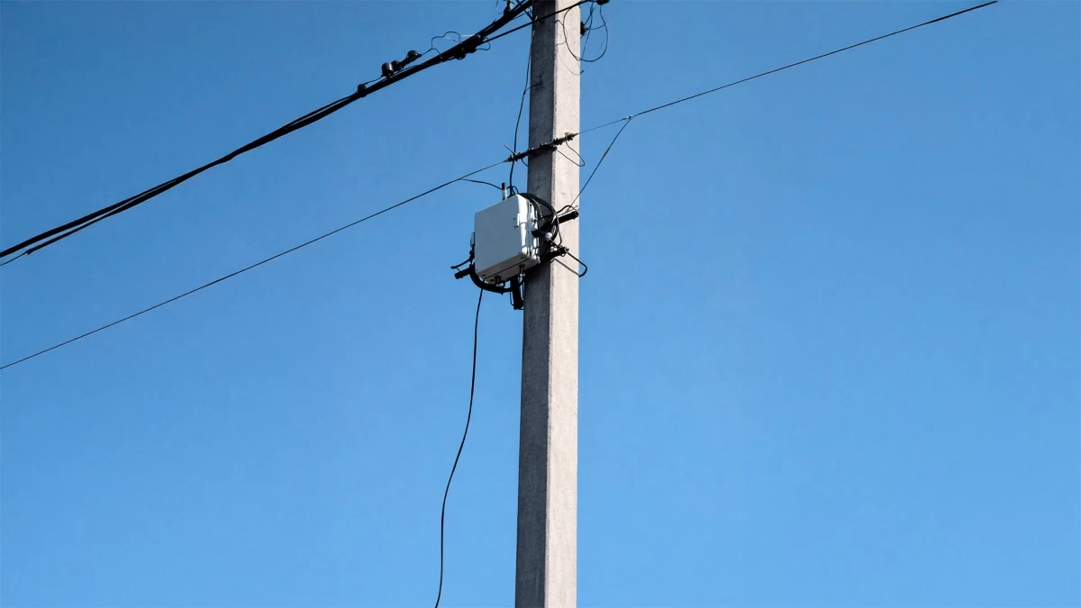 2,5 миллион үй енді онлайн: Beeline талшықты-оптикалық желіні қалай құрып жатыр