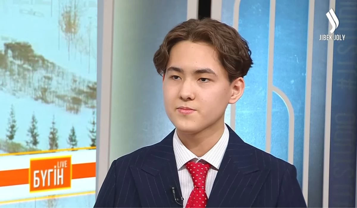 16 жасында жеті тіл меңгерген Бақтияр Сәдібеков сұхбат берді