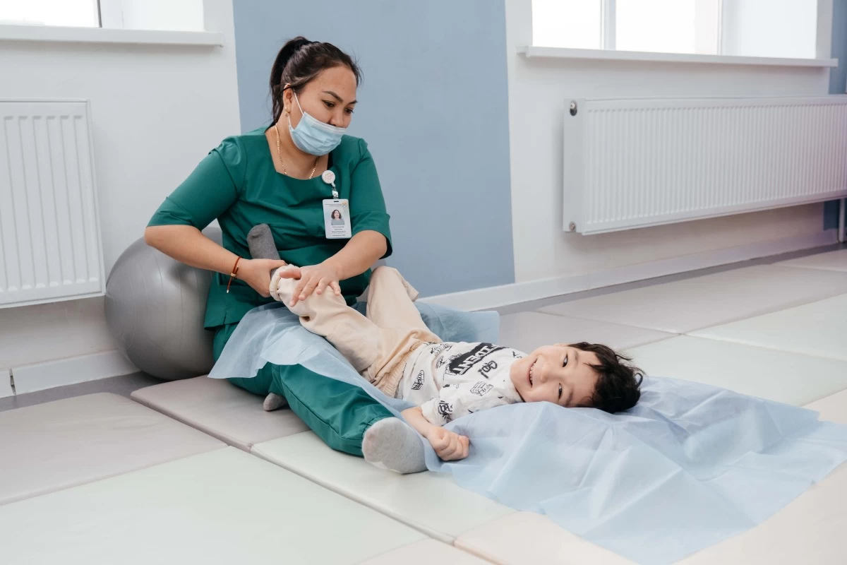 Жыл сайын 21 мыңнан астам бала көмек алады