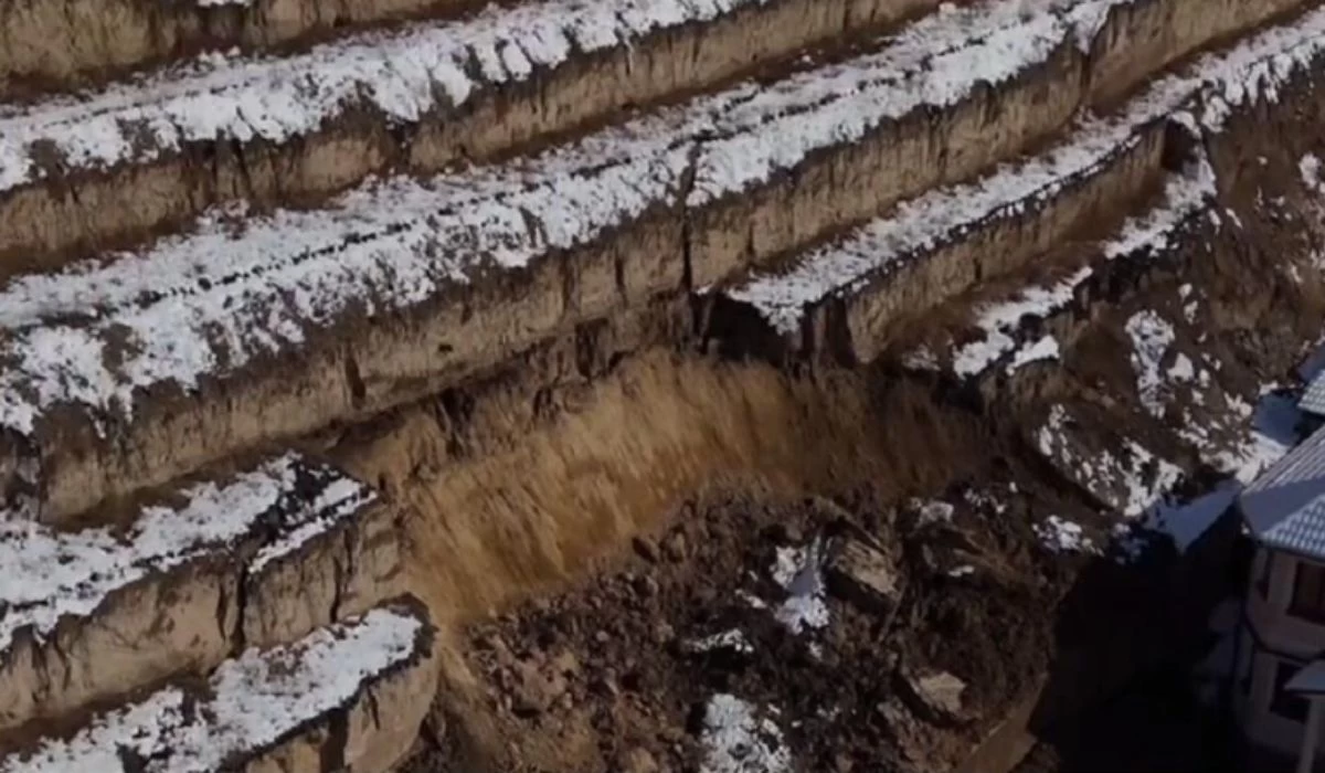 Бесағашта тағы да лай көшкіні жүріп, 17 адам эвакуацияланды