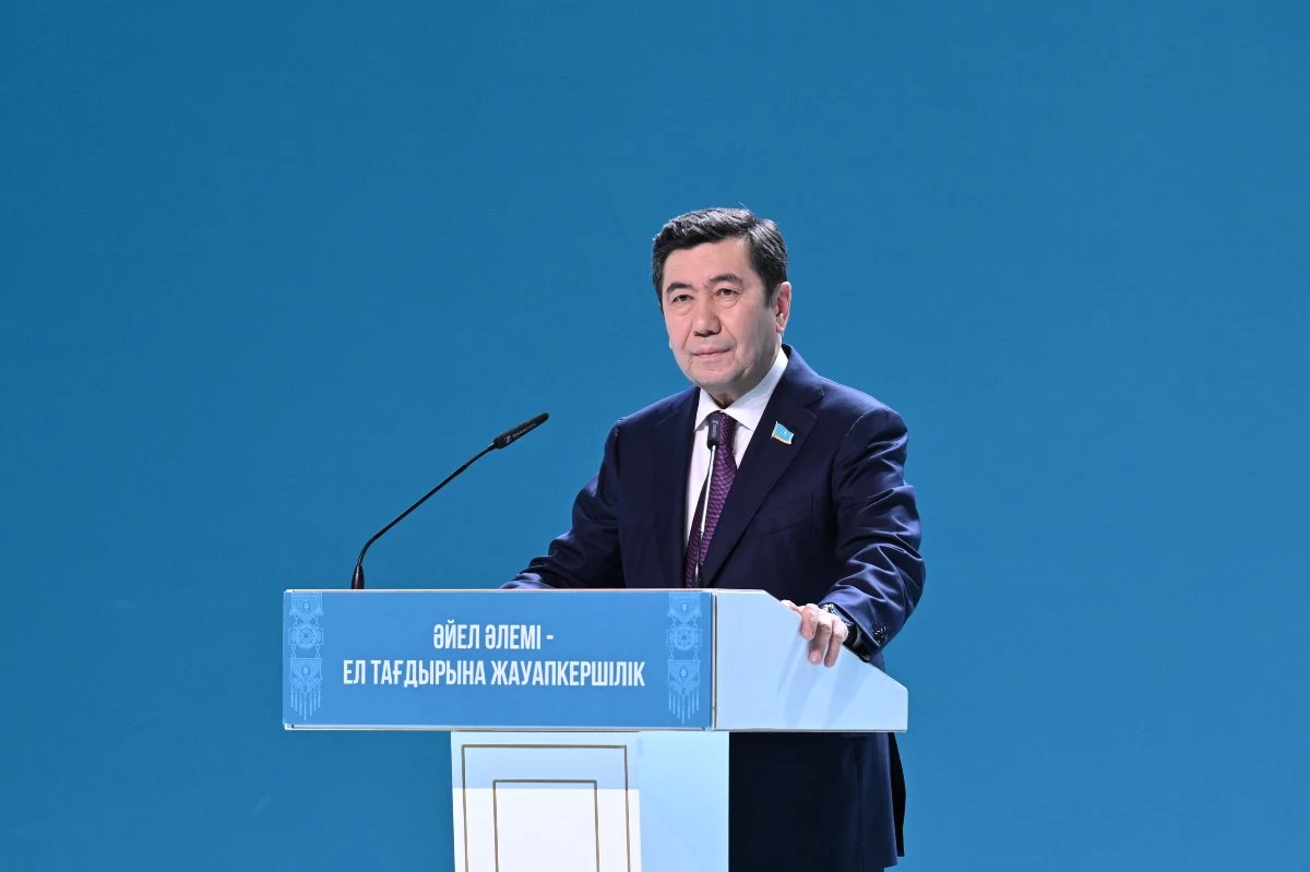 Еліміздің түкпір-түкпірінен келген көшбасшы әйелдер жаңа Конституцияны қолдады