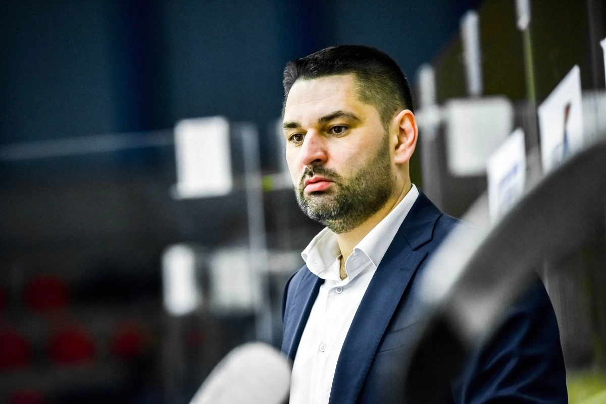 Qarmet_ жастар хоккей командасы тұңғыш рет Jastar Hokei Ligasy финалына шықты