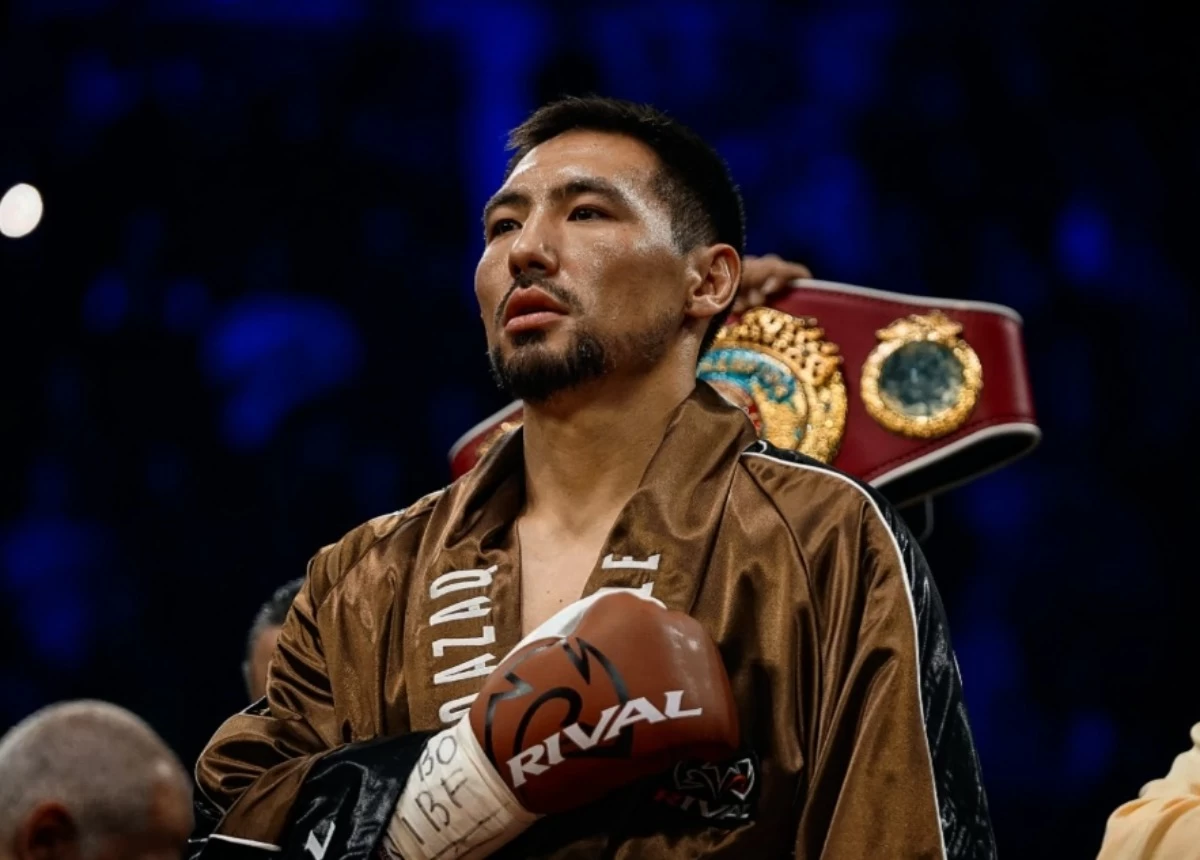 IBF боксшы Жәнібек Әлімханұлын әлем чемпионы титулынан айырды