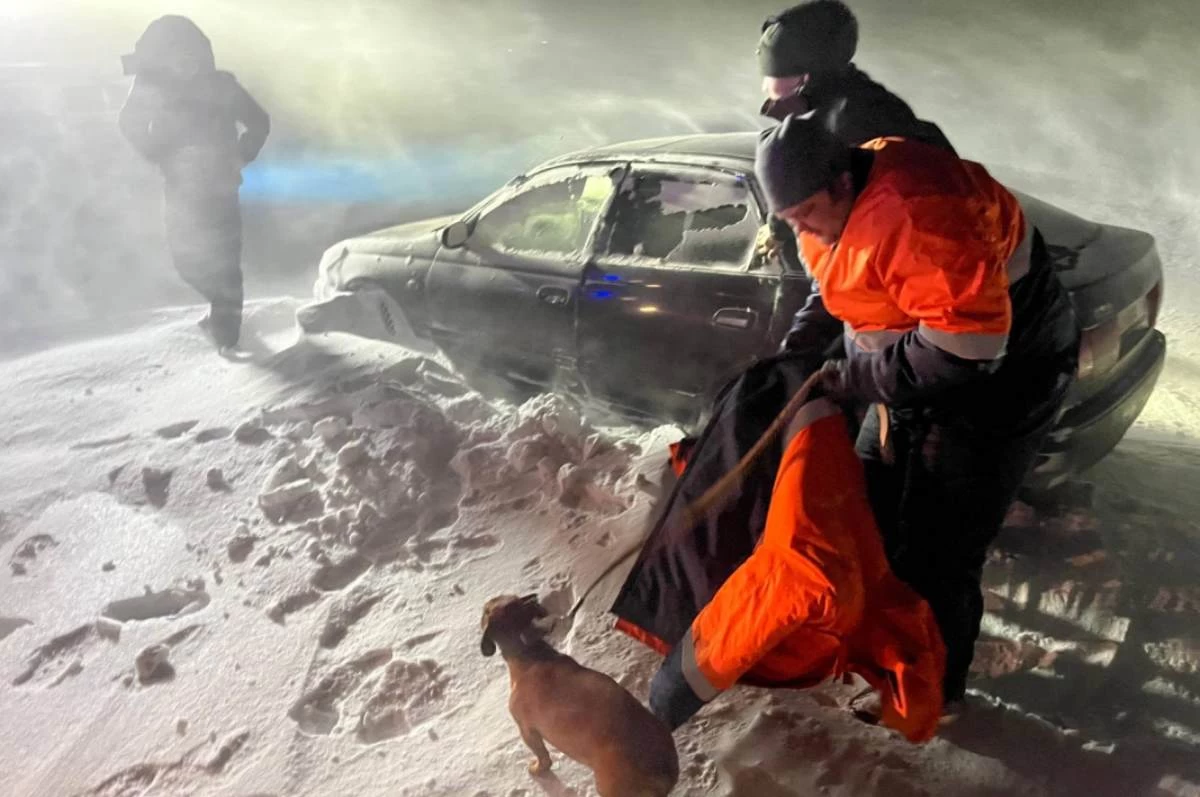 Павлодар облысында қатты дауыл салдарынан шатырлар ұшып, 2600 тұрғын жарықсыз қалған