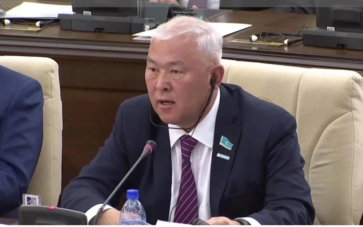 Мұрат Әбенов