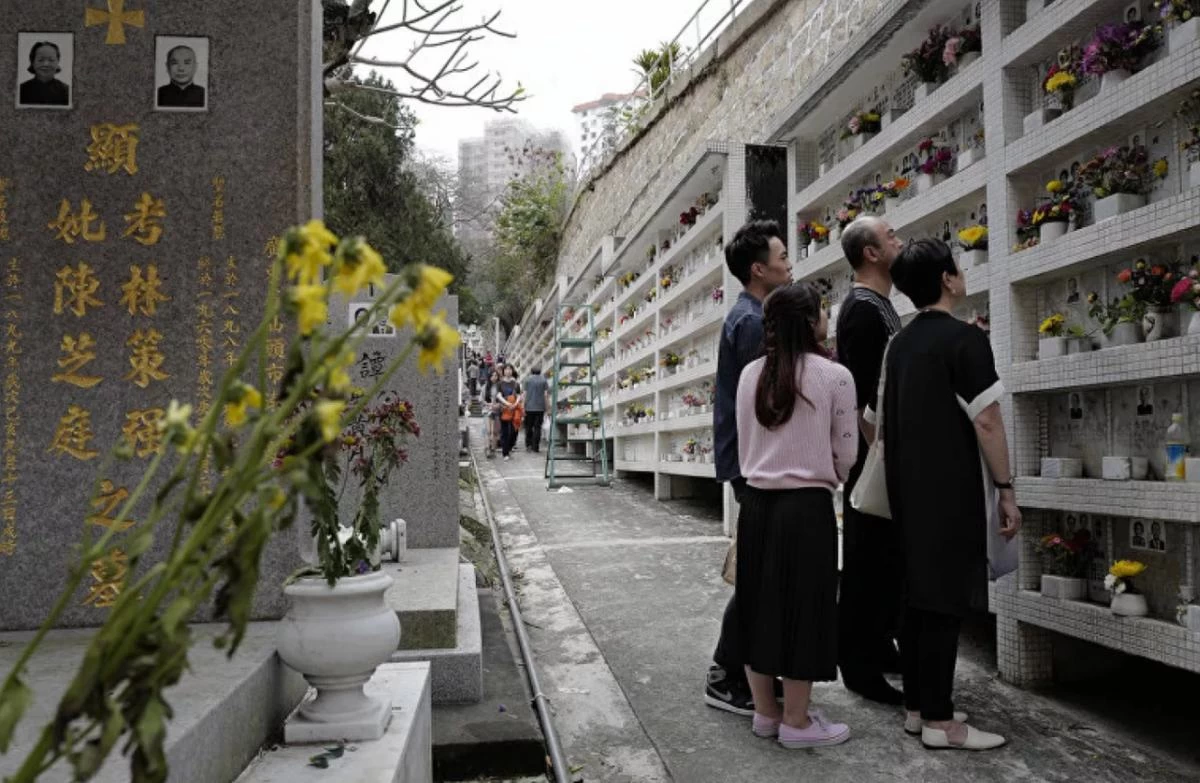 Қытайда адамдардың күлін арнайы пәтерлерде сақтауға тыйым салынды