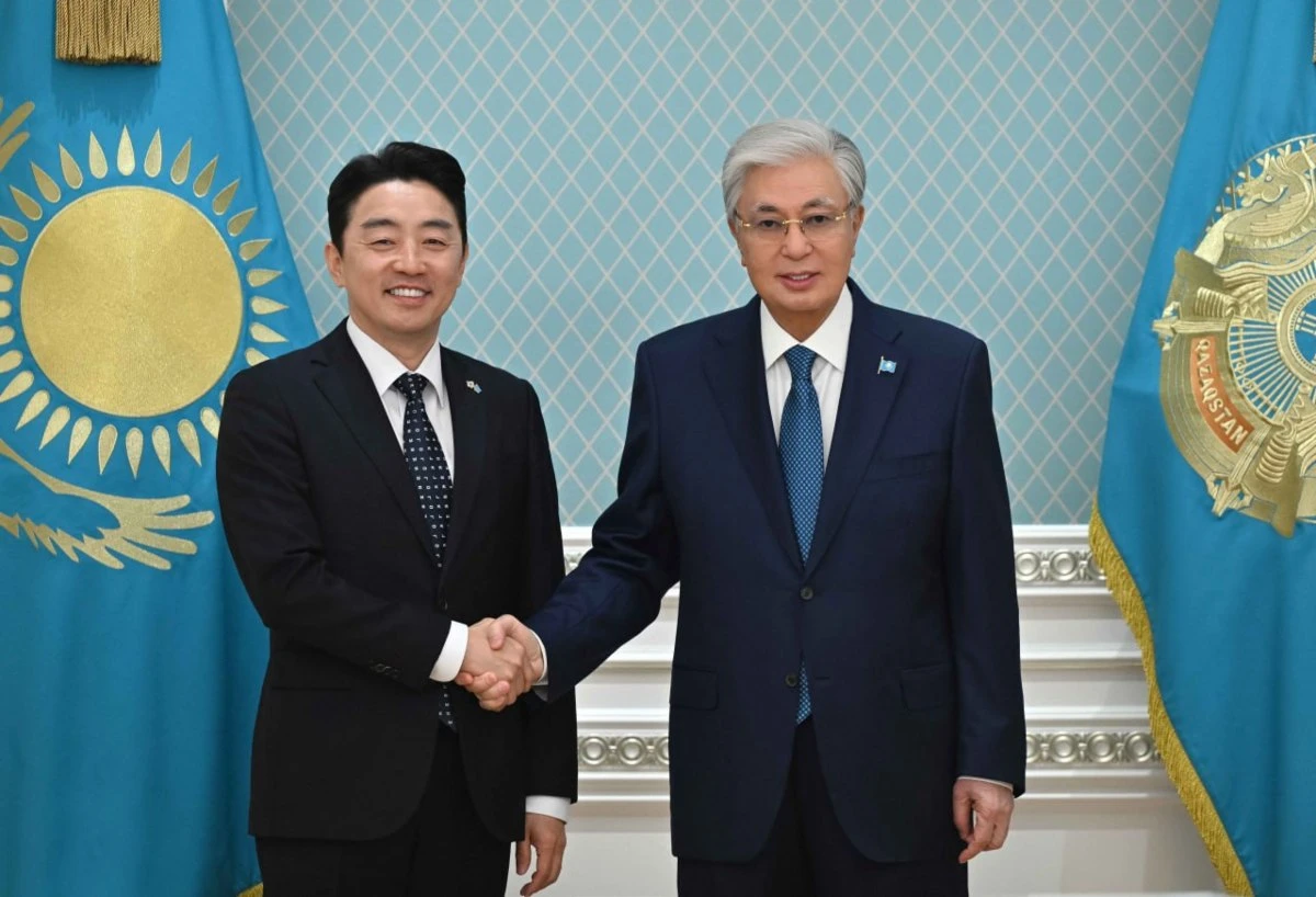 Корея президенті әкімшілігінің басшысы Тоқаевты Сеулдегі саммитке шақырды