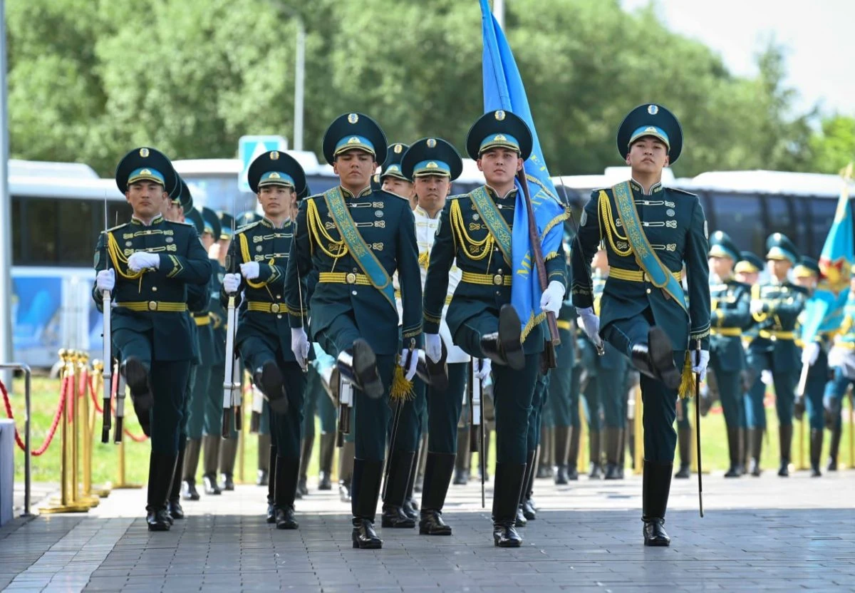 сарбаздар