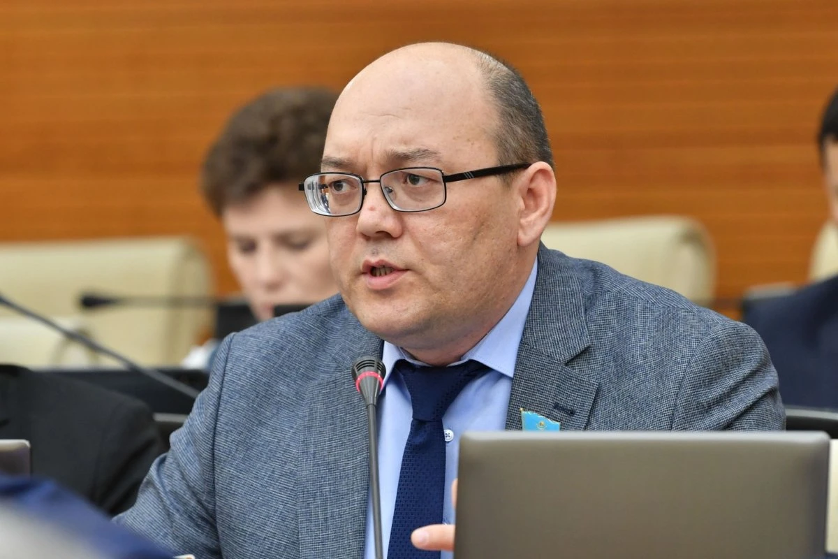 Депутат Асхат Рахимжанов