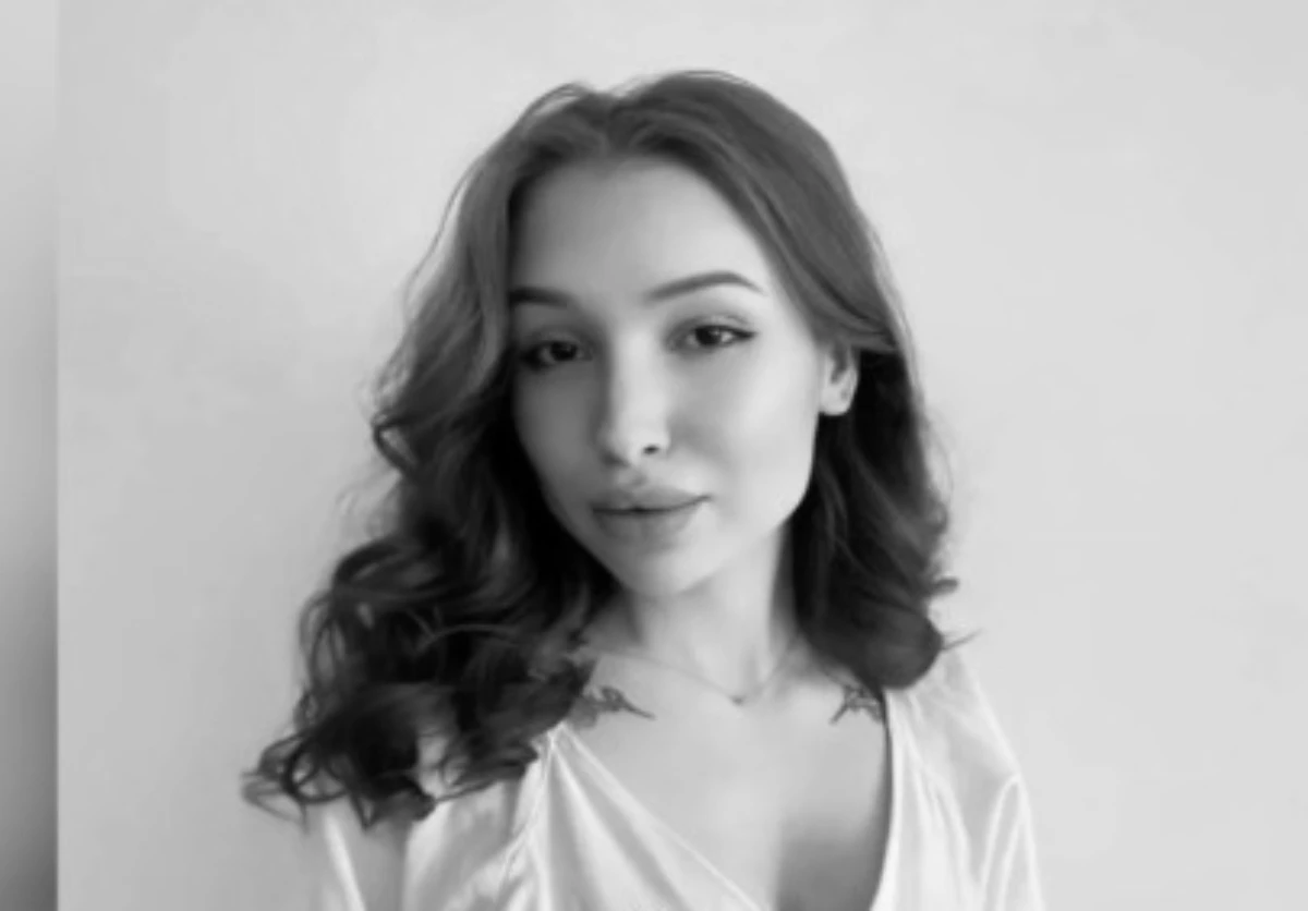 белгісіз түрде терезеден секіріп кеткен