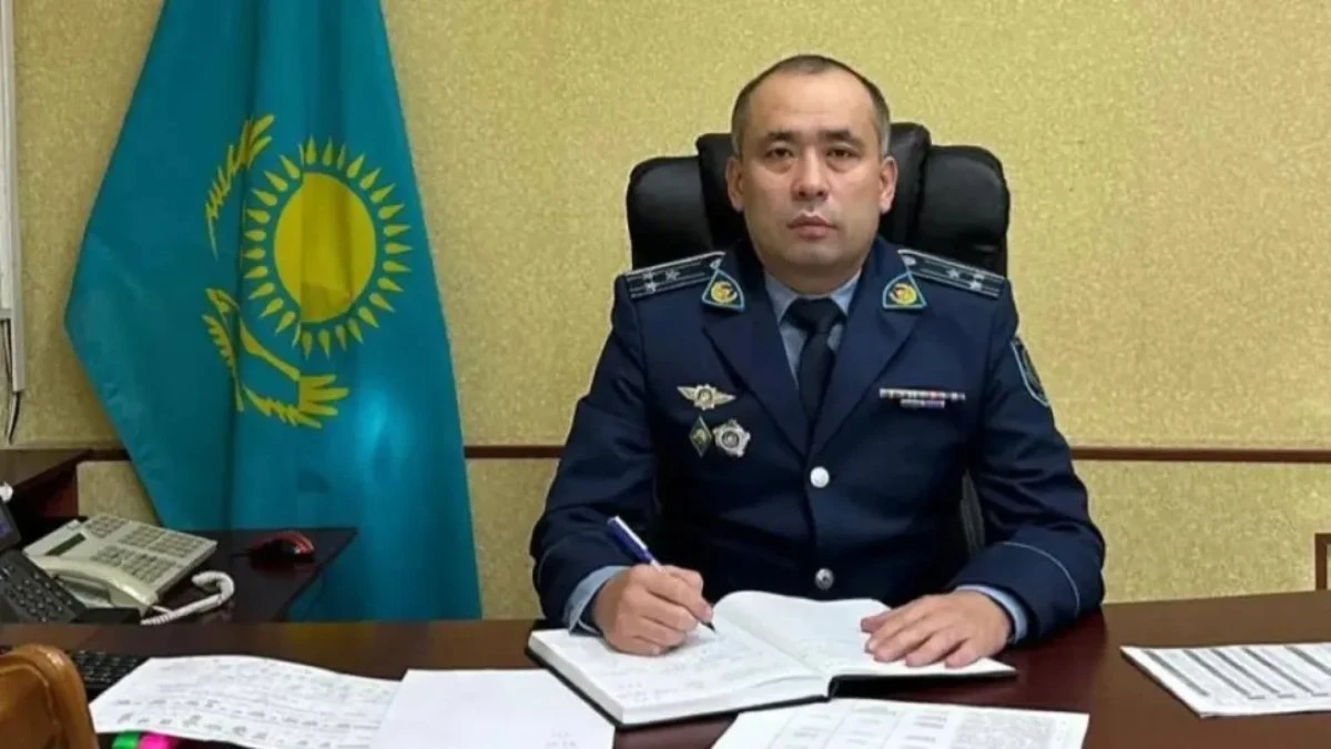 Бұрынғы полицей басшысы пара