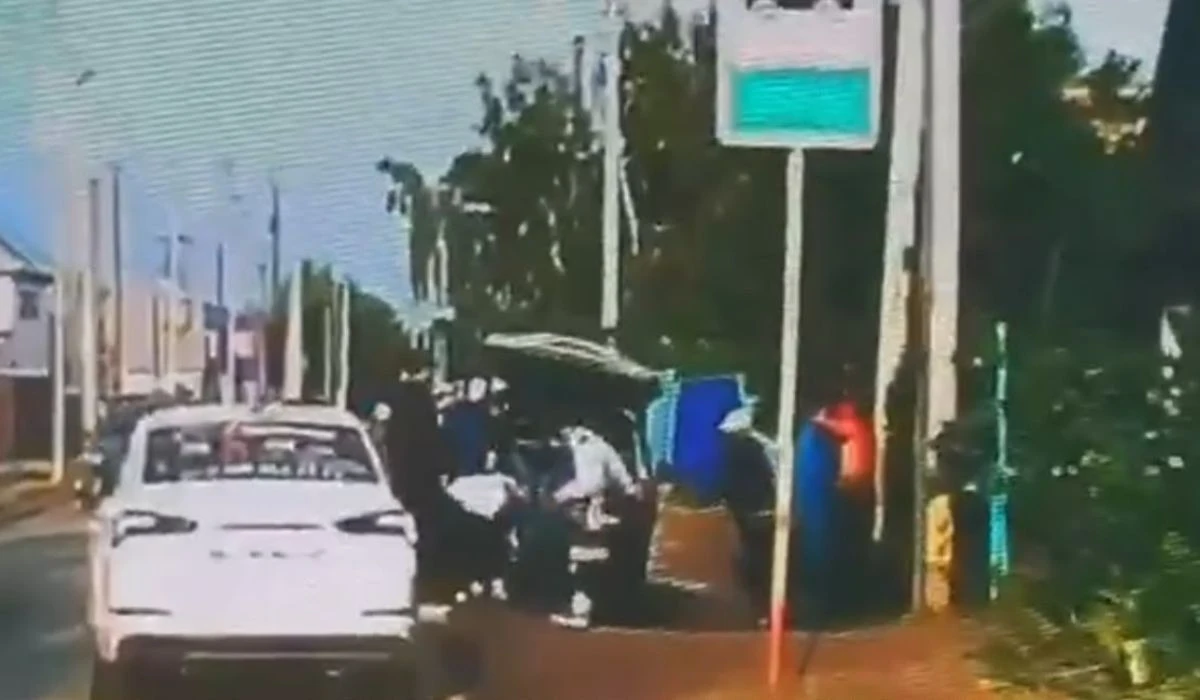Ер адамды ұрлап кеткен
