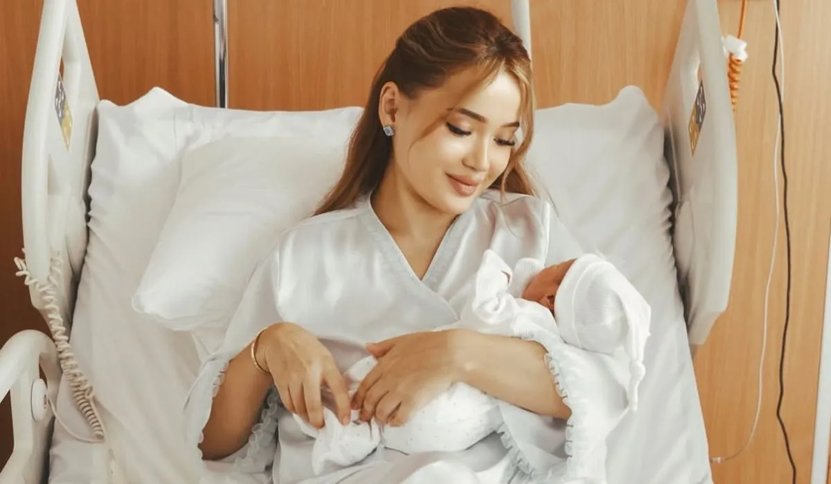 Мерей Абилова ұлды болды